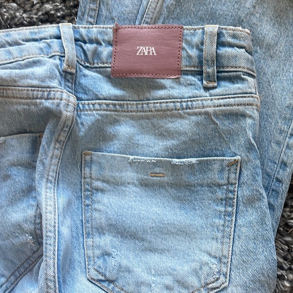 zara jeans size 0 high waisted ripped straight leg - Picture 3 of 3